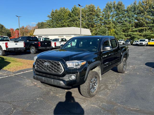 Used 2020 Toyota Tacoma TRD Off-Road AWD/4WD image 1