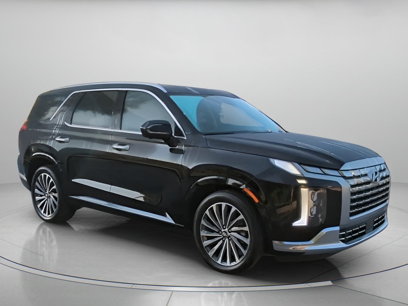 Used 2025 Hyundai Palisade Calligraphy FWD image 36