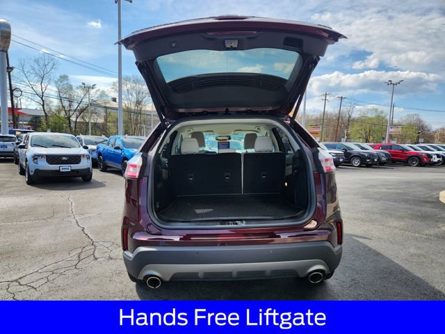 Certified 2023 Ford Edge Titanium w/ Equipment Group 301A AWD/4WD image 7