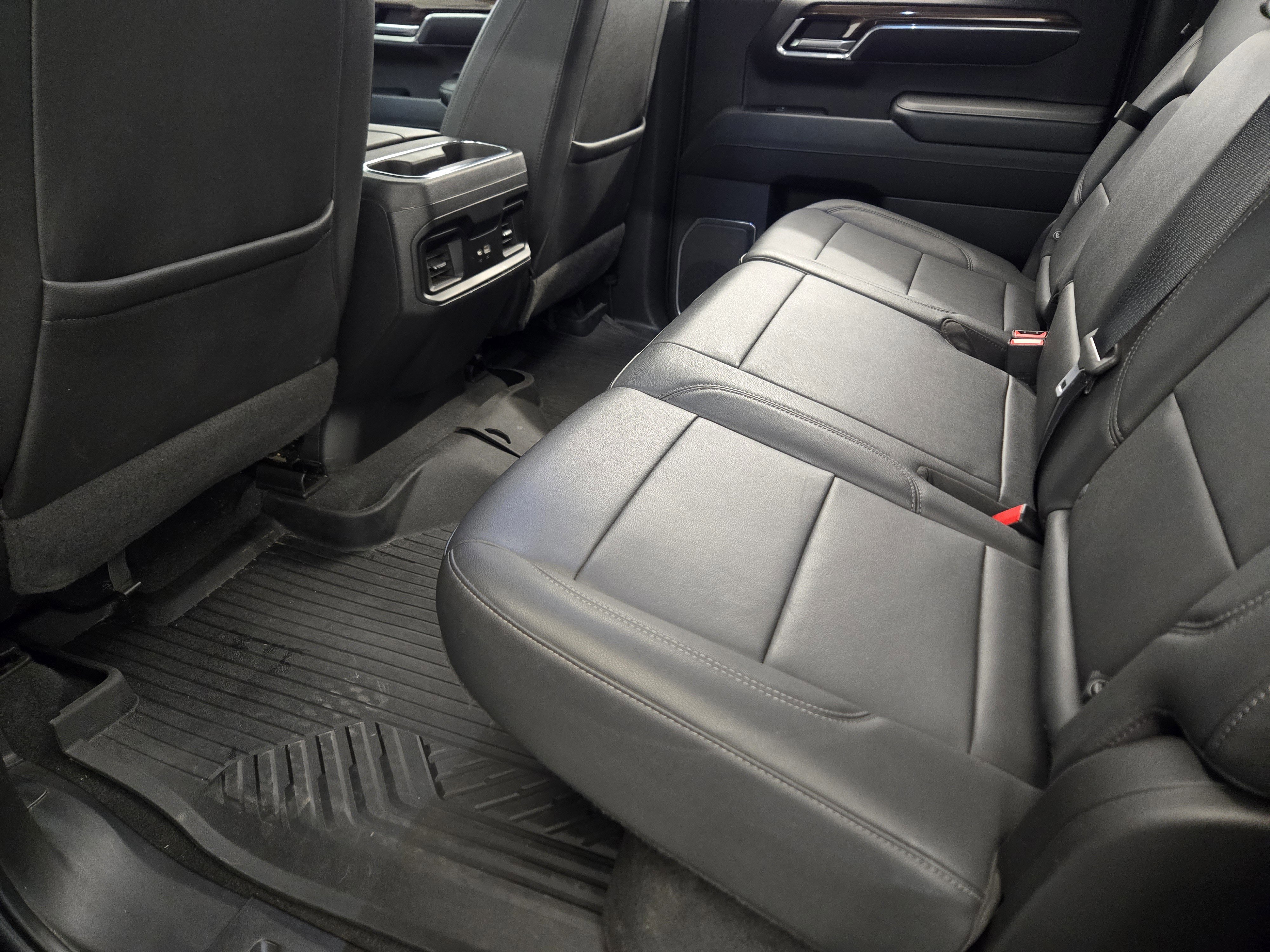 Used 2022 Chevrolet Silverado 1500 LT Trail Boss w/ Convenience Package II image 28