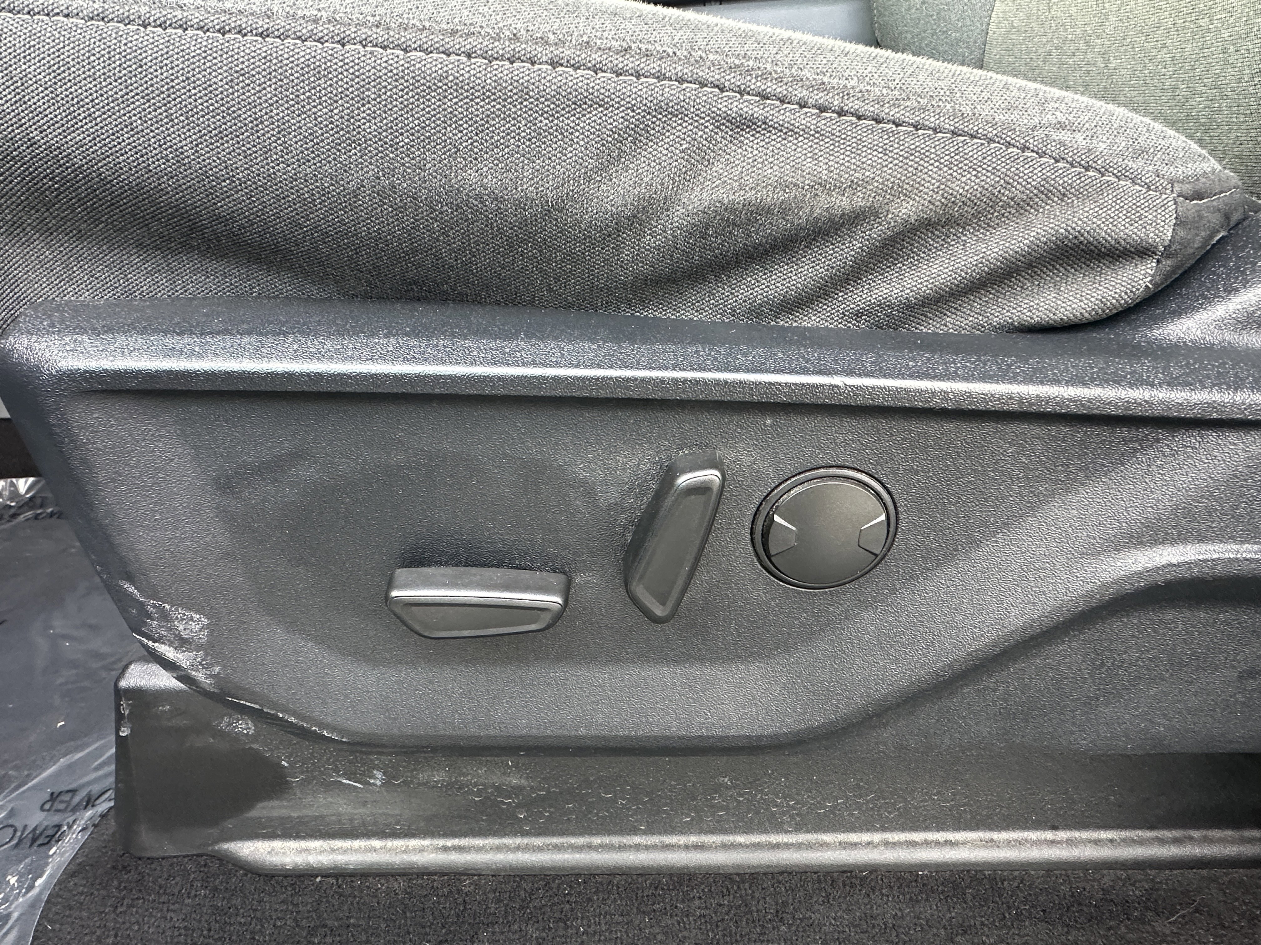 Certified 2022 Ford F150 XLT w/ Equipment Group 302A High image 19