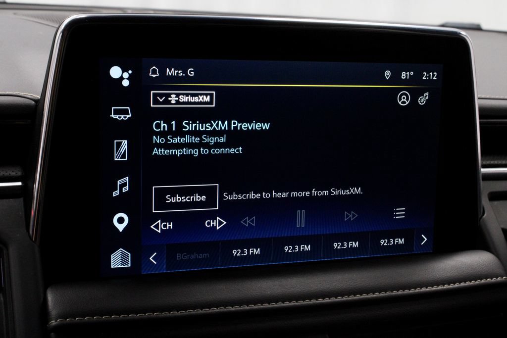 Used 2023 Chevrolet Suburban Premier AWD/4WD image 3