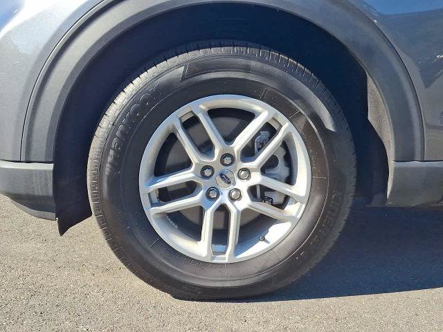 Certified 2025 Ford Explorer Active AWD/4WD image 26
