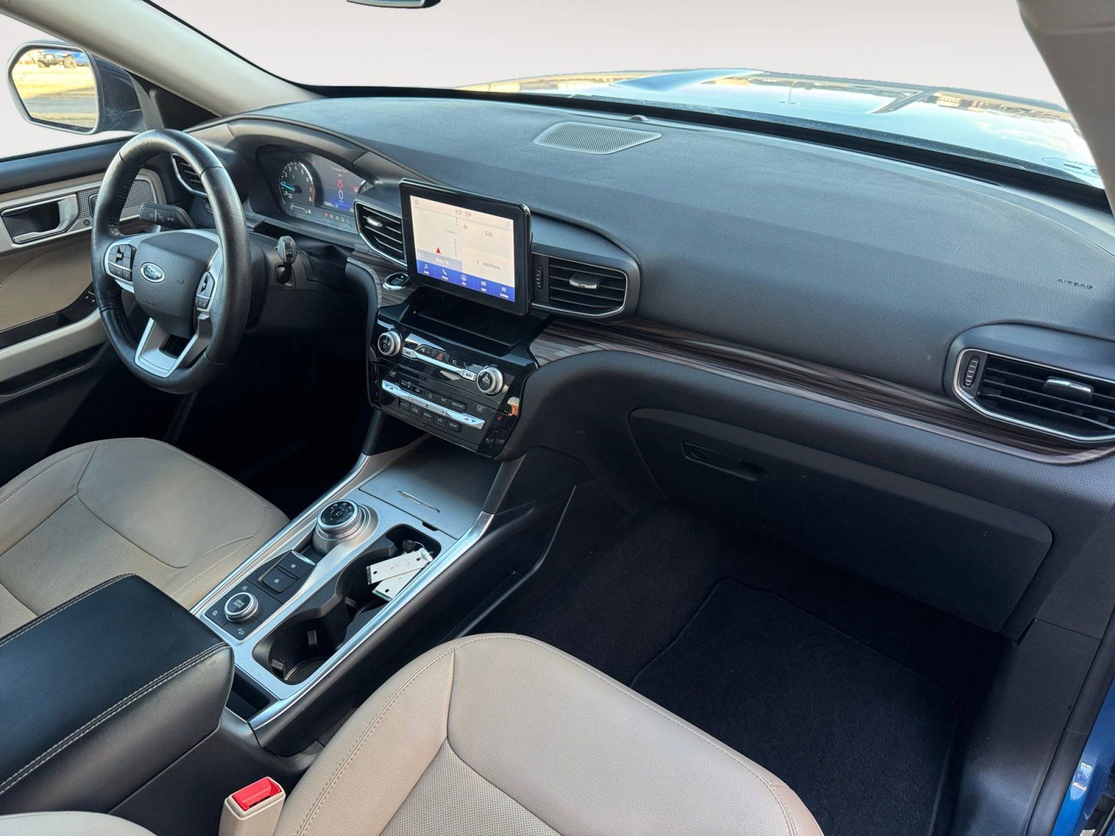 Certified 2021 Ford Explorer Limited w/ Equipment Group 301A image 15