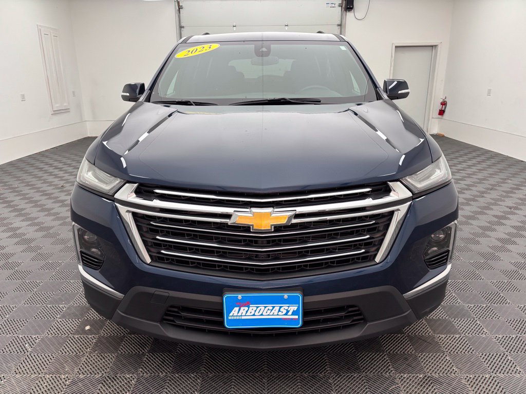 Used 2023 Chevrolet Traverse LT AWD/4WD image 16