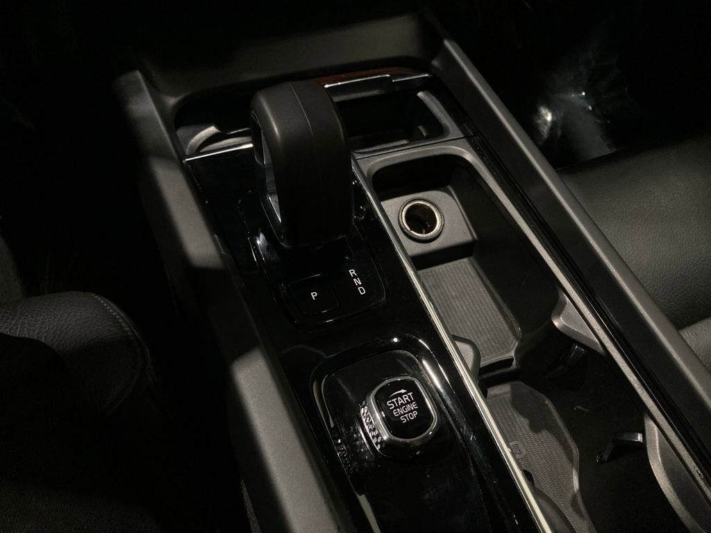 Used 2024 Volvo S60 B5 Plus image 26