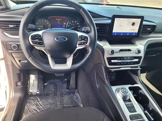 Certified 2024 Ford Explorer XLT RWD image 9