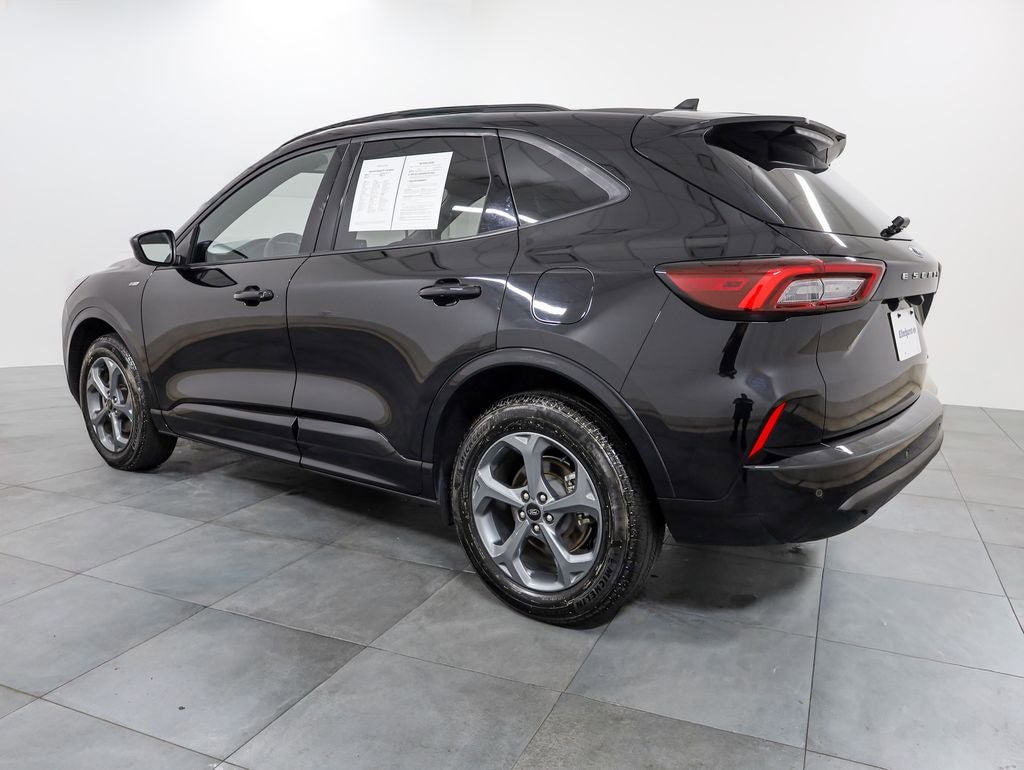 Certified 2024 Ford Escape ST-Line Select w/ Tech Pack #1 AWD/4WD image 4