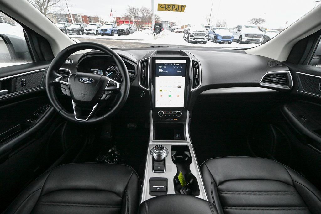 Certified 2024 Ford Edge SEL w/ Convenience Package image 34