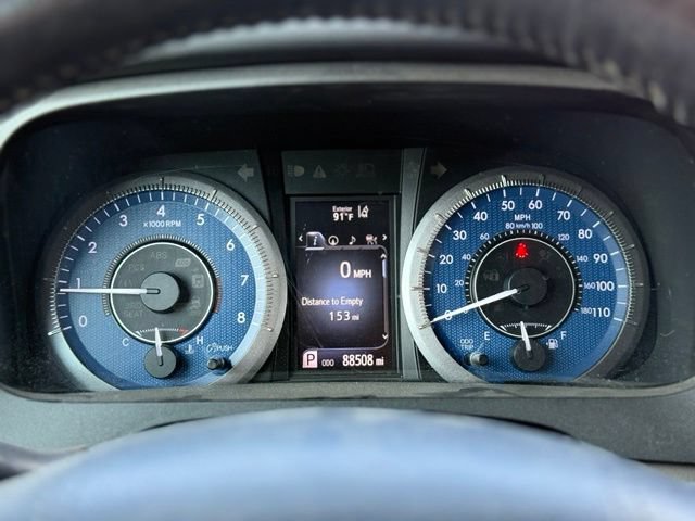 Used 2019 Toyota Sienna XLE w/ XLE Navigation Package FWD image 10