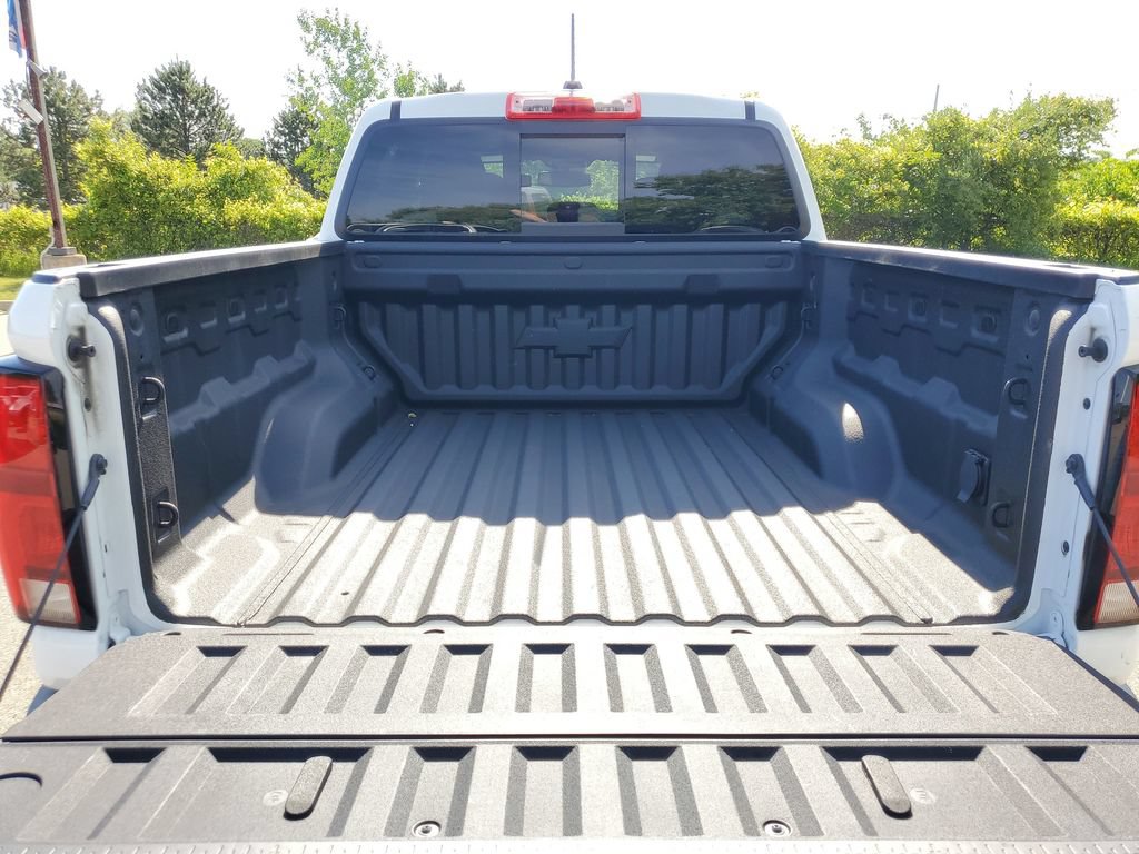 Used 2023 Chevrolet Colorado Z71 w/ Z71 Convenience Package 2 AWD/4WD image 7