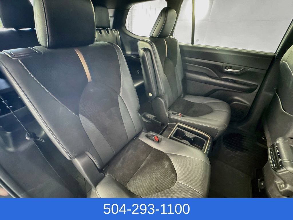 Used 2024 Toyota Grand Highlander AWD Hybrid image 31