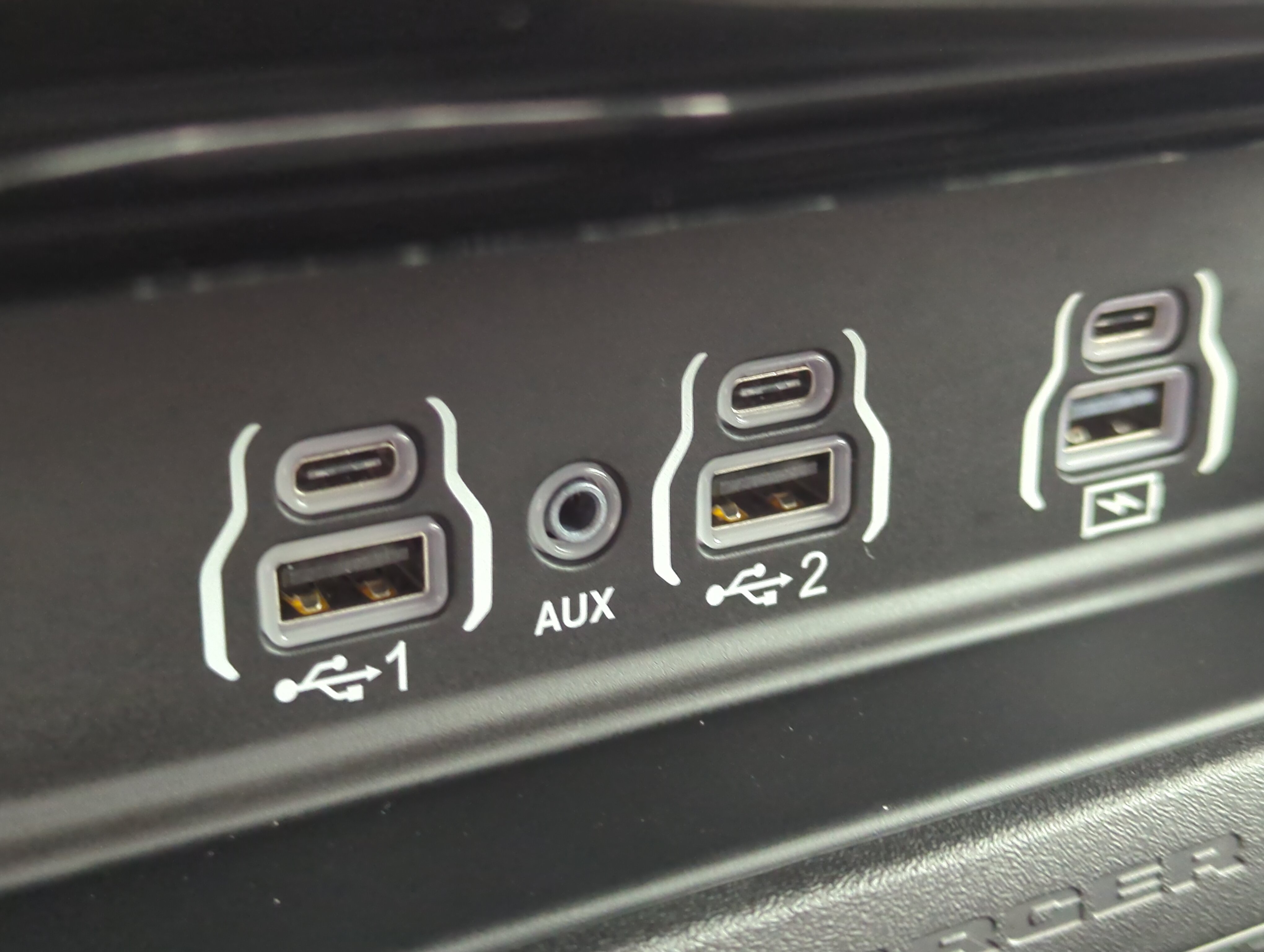 Used 2025 RAM 1500 Laramie w/ Night Edition AWD/4WD image 20