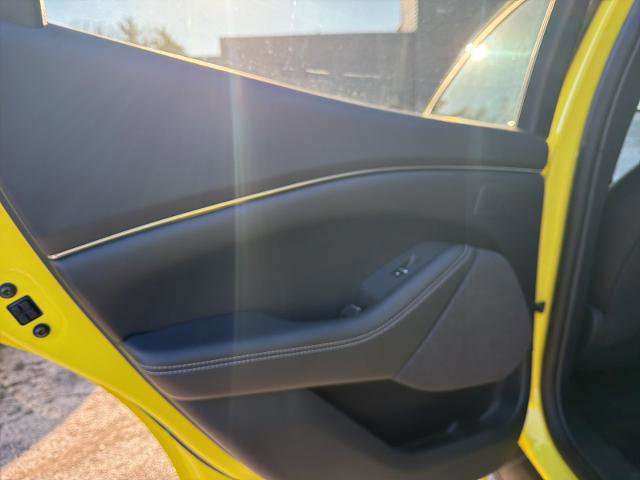 Certified 2025 Ford Mustang Mach-E Premium image 19