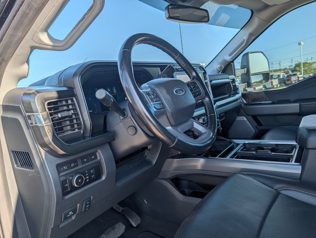 Certified 2024 Ford F250 Lariat w/ Lariat Ultimate Package AWD/4WD image 22