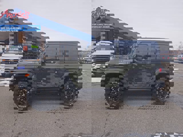 Used 2022 Jeep Wrangler Sport image 2