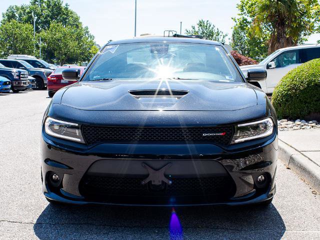 Used 2023 Dodge Charger R/T w/ Plus Group RWD image 2