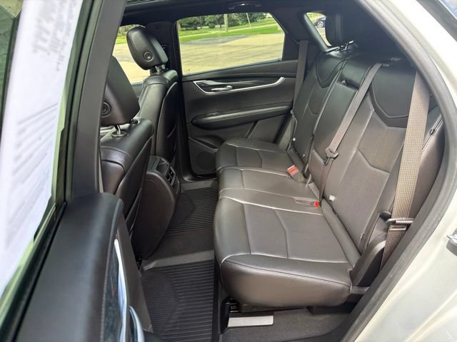 Used 2020 Cadillac XT5 Premium Luxury w/ LPO, Floor Liner Package AWD/4WD image 23
