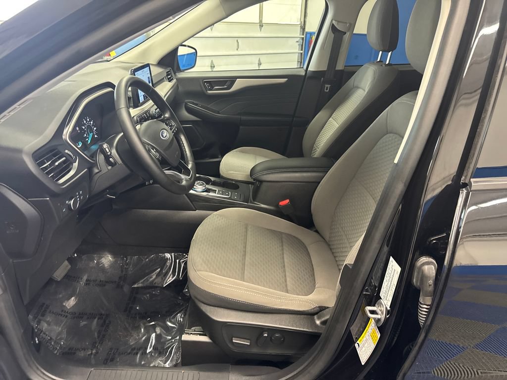 Certified 2022 Ford Escape SE w/ Convenience Package AWD/4WD image 9