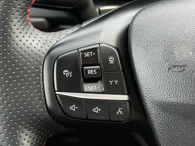 Certified 2023 Ford Escape ST-Line w/ Tech Pack #1 AWD/4WD image 22
