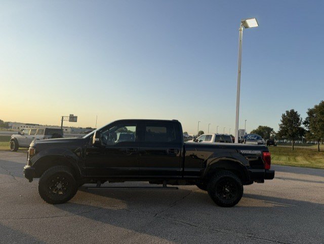 Certified 2022 Ford F350 Lariat w/ Tremor Off-Road Package AWD/4WD image 6