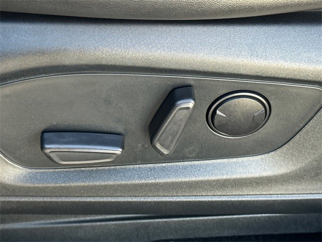 Certified 2023 Ford Explorer XLT w/ Equipment Group 202A image 23