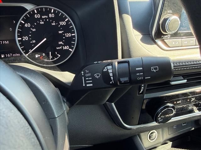 Used 2022 Nissan Rogue S AWD/4WD image 21