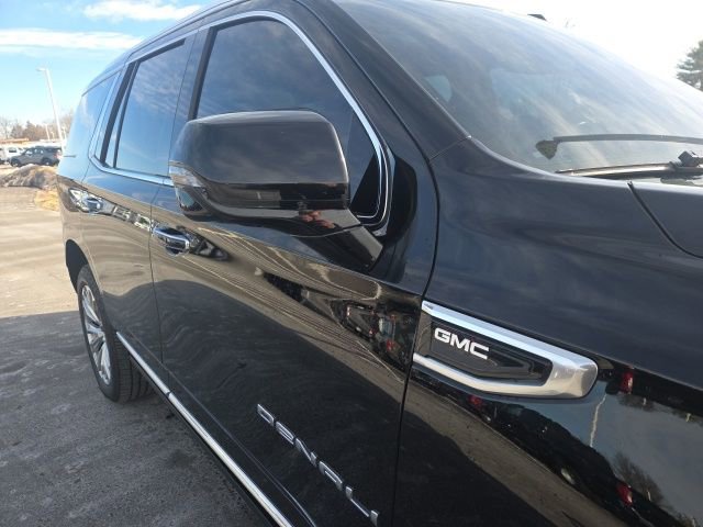 Used 2022 GMC Yukon Denali image 3