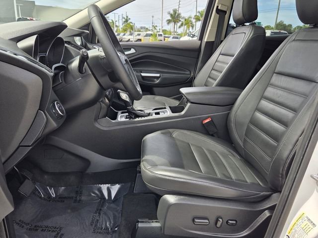 Certified 2018 Ford Escape Titanium w/ Ford Safe & Smart Package FWD image 12