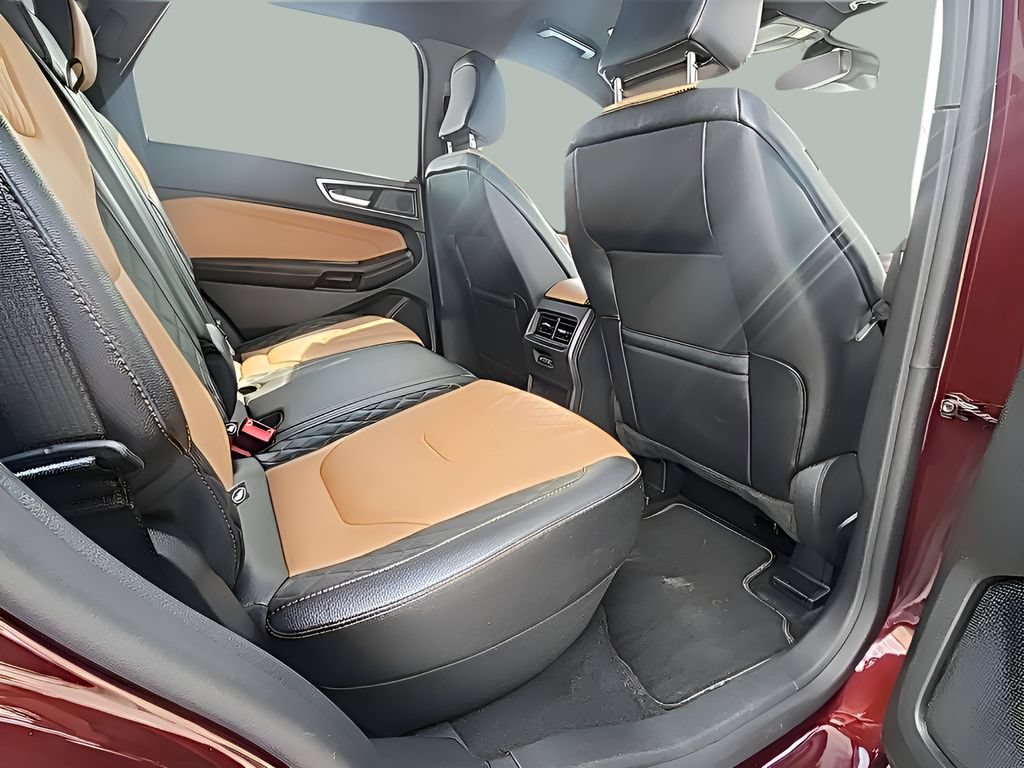 Certified 2024 Ford Edge Titanium w/ Titanium Elite Package AWD/4WD image 10