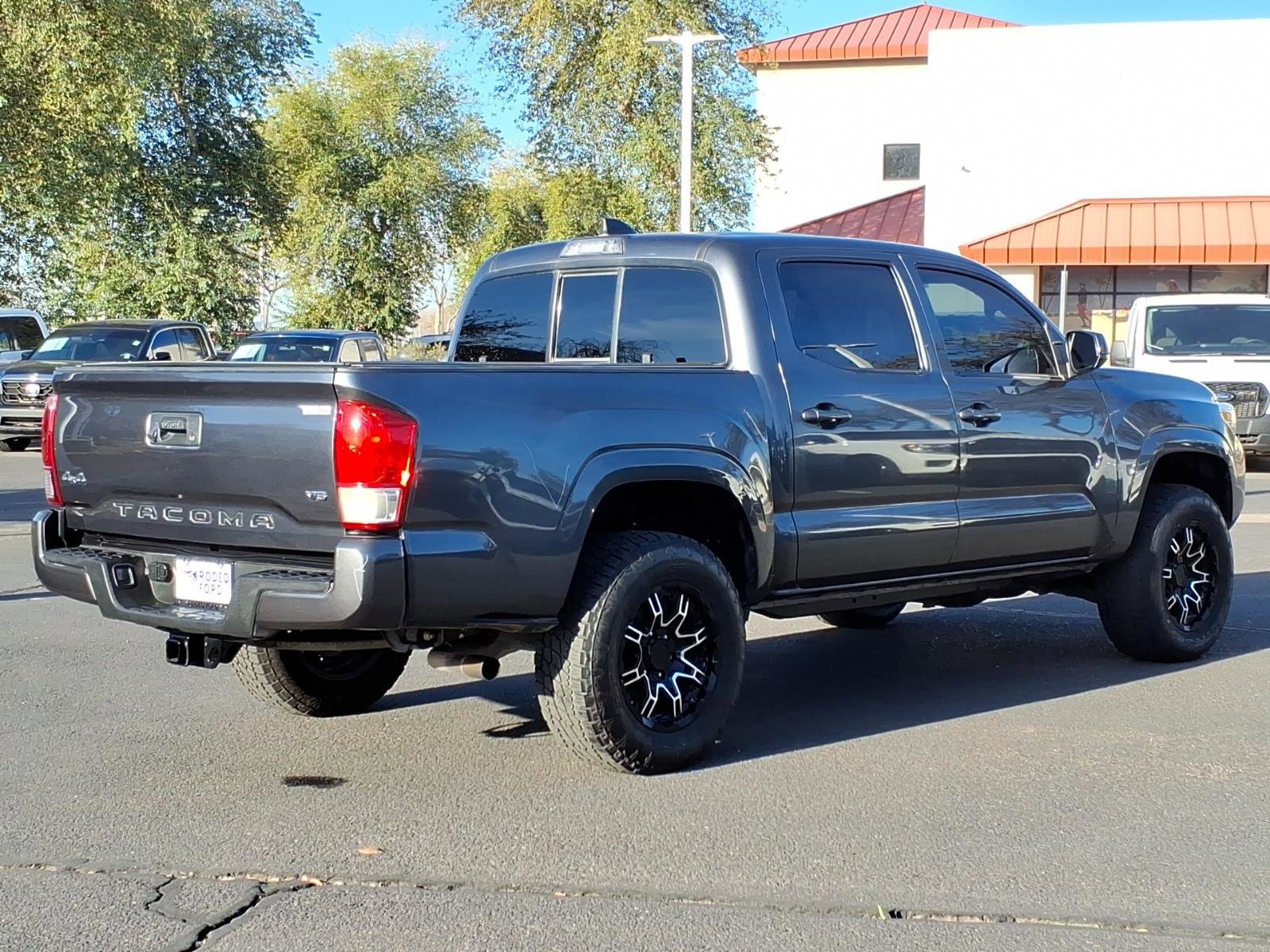 Used 2022 Toyota Tacoma SR image 4