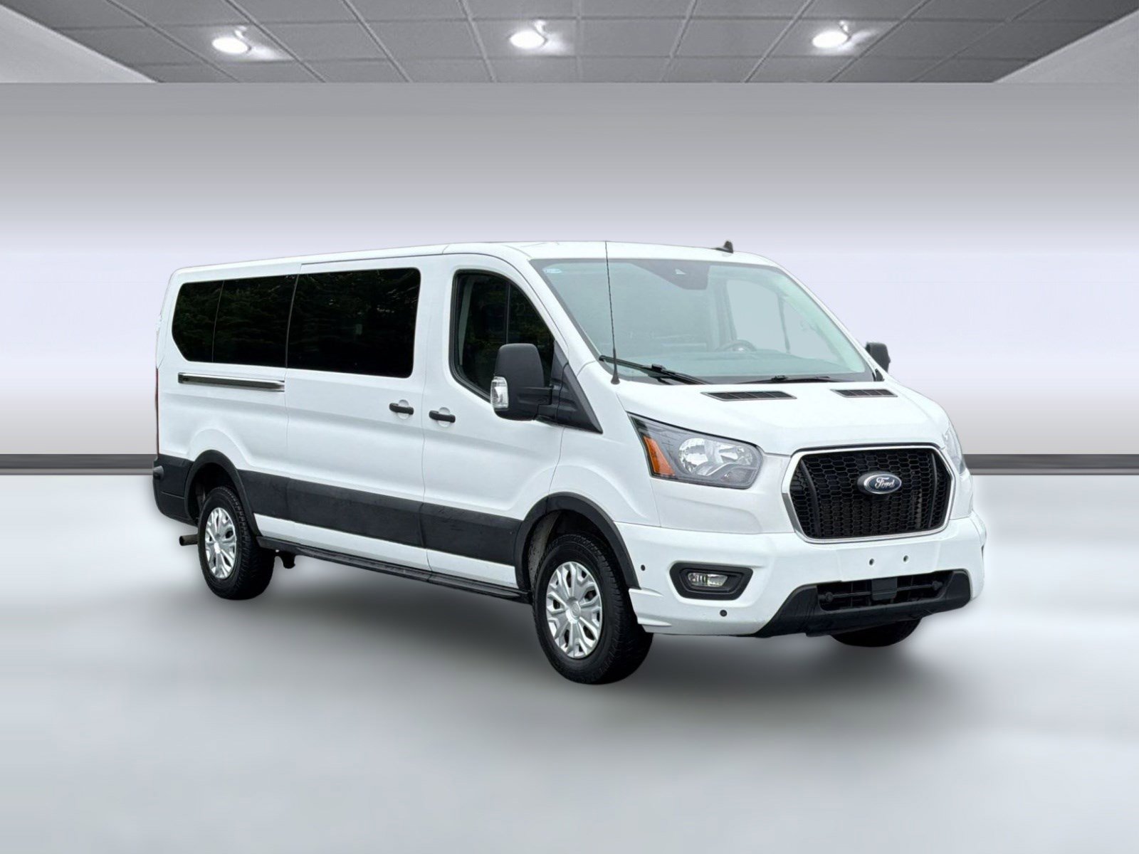 Certified 2024 Ford Transit 350 XLT RWD image 7