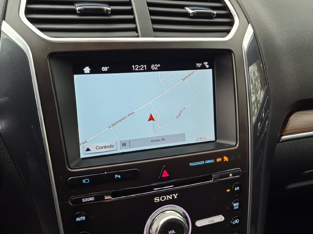 Certified 2018 Ford Explorer Limited AWD/4WD image 37