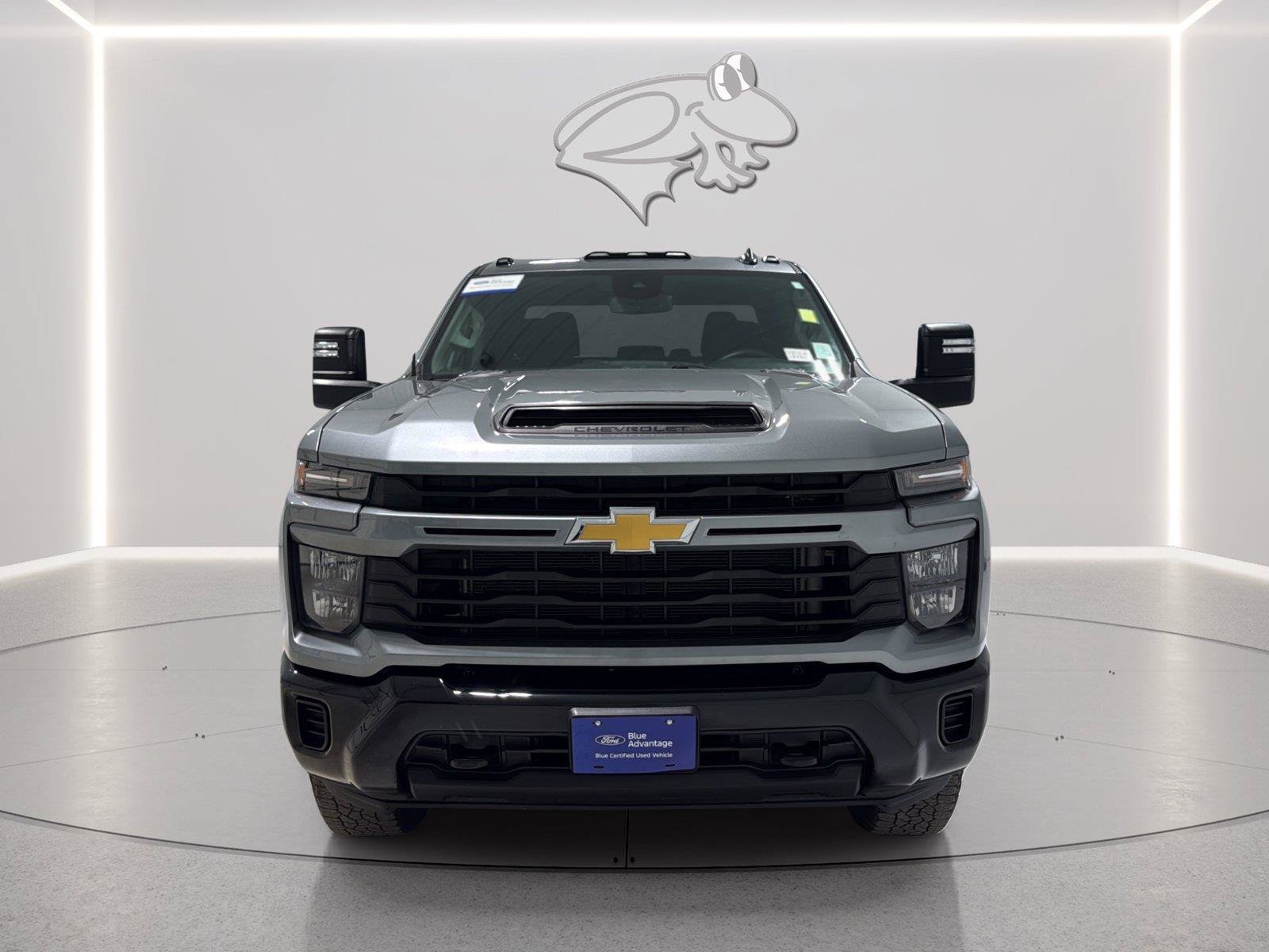 Used 2024 Chevrolet Silverado 2500 Custom w/ Custom Value Package AWD/4WD image 9