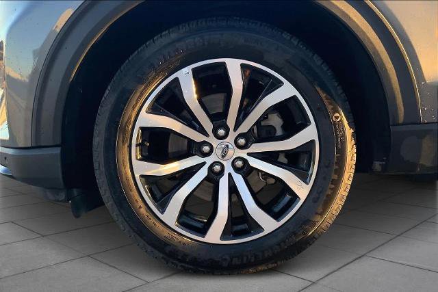 Certified 2025 Ford Explorer ST-Line image 12