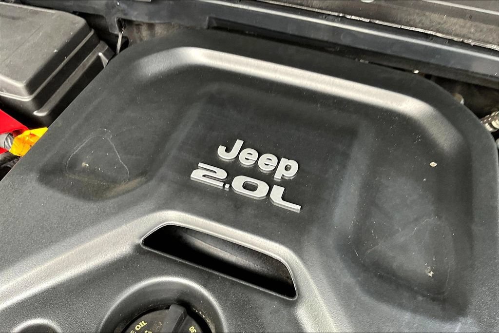 Used 2022 Jeep Wrangler Unlimited Rubicon 4xe w/ Steel Bumper Group AWD/4WD image 33