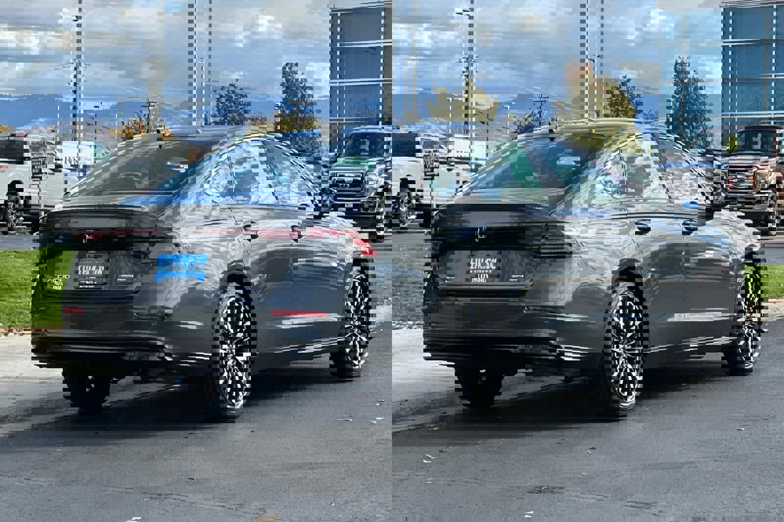 Used 2023 Honda Accord Touring image 5