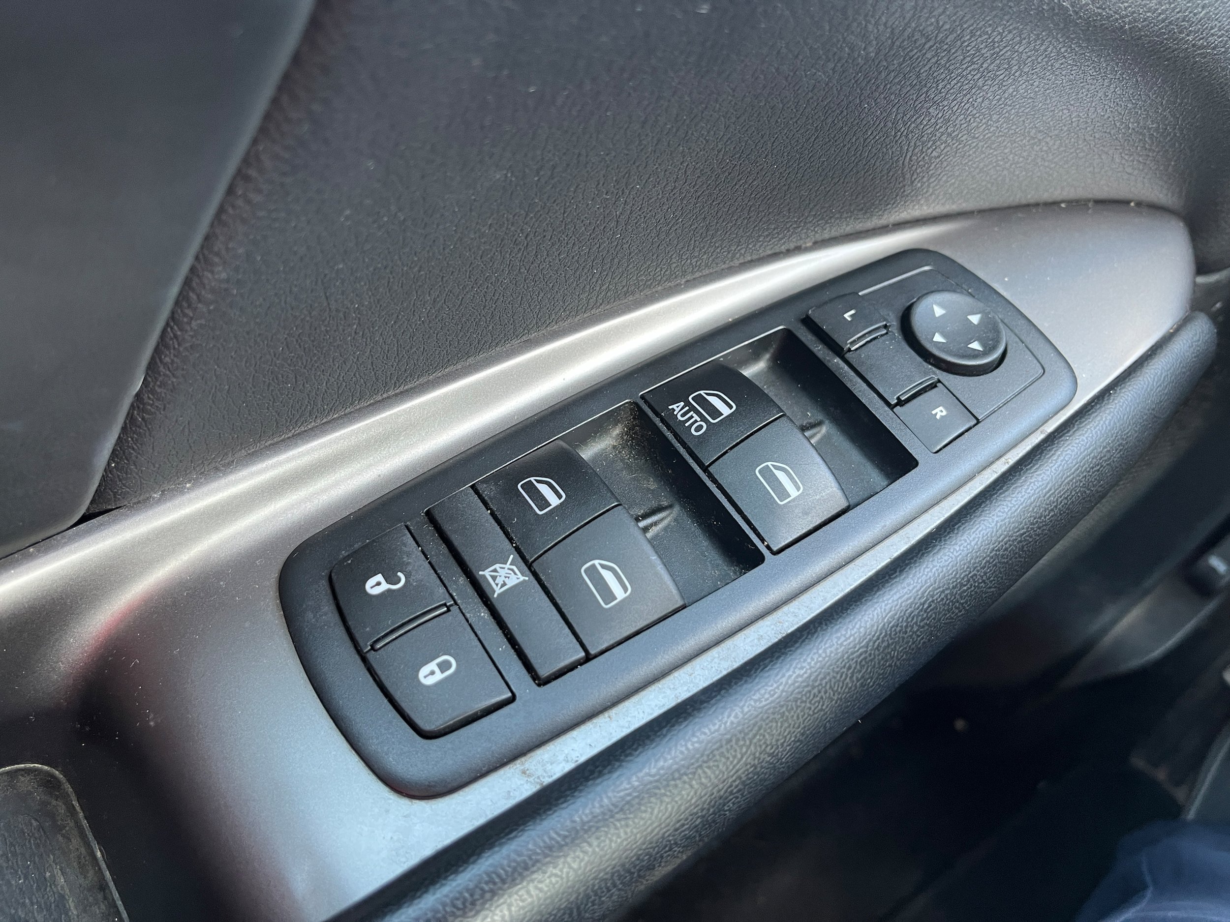 Used 2017 Dodge Journey Crossroad w/ Popular Equipment Group AWD/4WD image 20