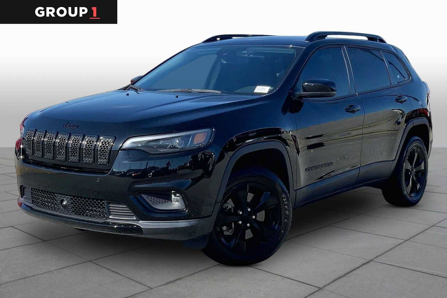 Used 2023 Jeep Cherokee Altitude Lux