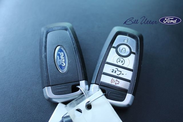 Certified 2020 Ford F250 Platinum w/ FX4 Off-Road Package image 27