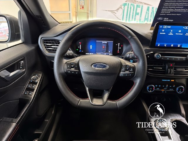 Certified 2025 Ford Escape ST-Line FWD image 17