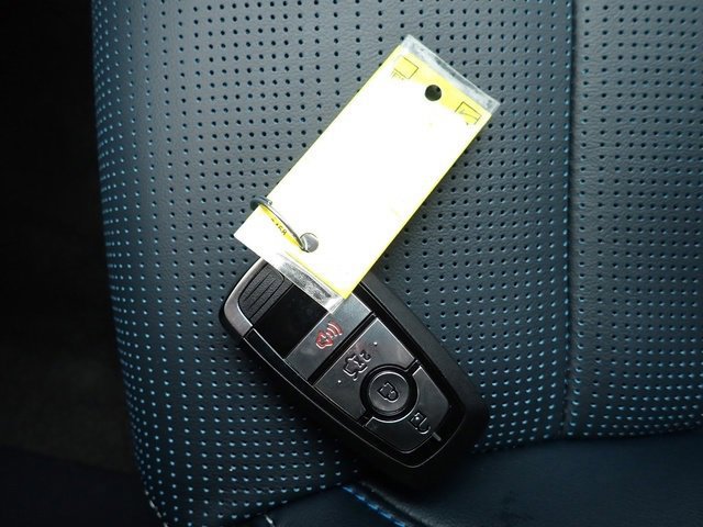 Certified 2025 Ford Mustang GT Premium image 30