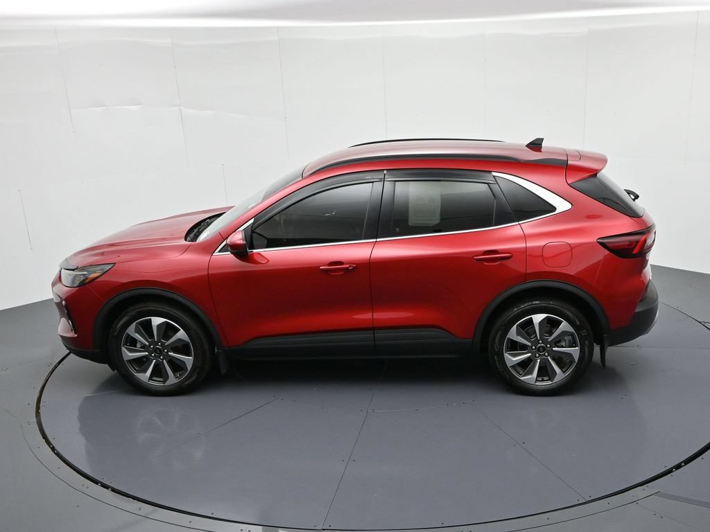 Certified 2023 Ford Escape Platinum AWD/4WD image 19
