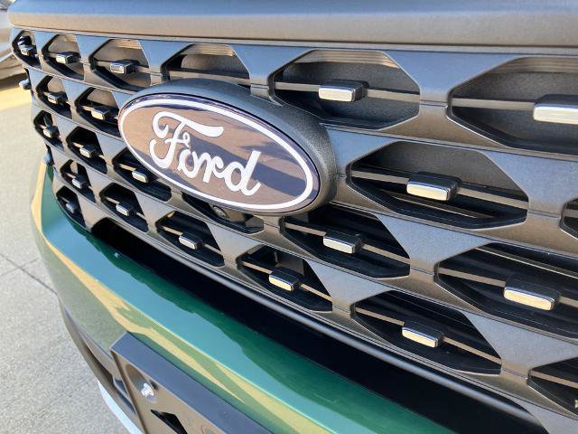 Certified 2025 Ford Maverick Lariat w/ 4K Tow Package AWD/4WD image 11