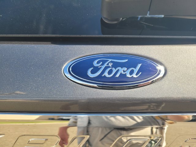 Certified 2023 Ford Explorer XLT w/ Equipment Group 202A RWD image 7