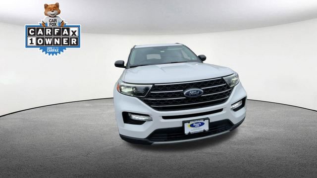 Certified 2023 Ford Explorer XLT w/ Equipment Group 202A AWD/4WD image 3