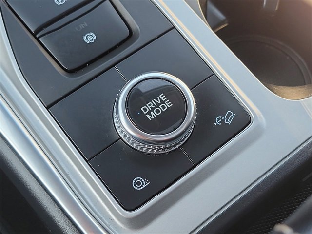 Certified 2023 Ford Explorer XLT w/ Equipment Group 202A image 20