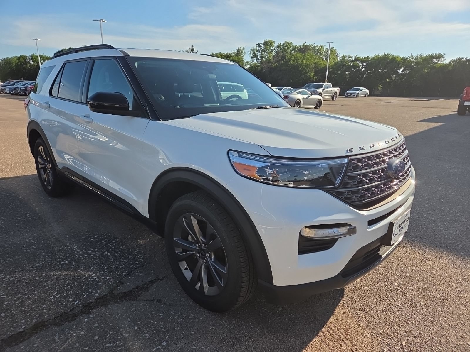 Certified 2023 Ford Explorer XLT w/ Equipment Group 202A AWD/4WD image 11