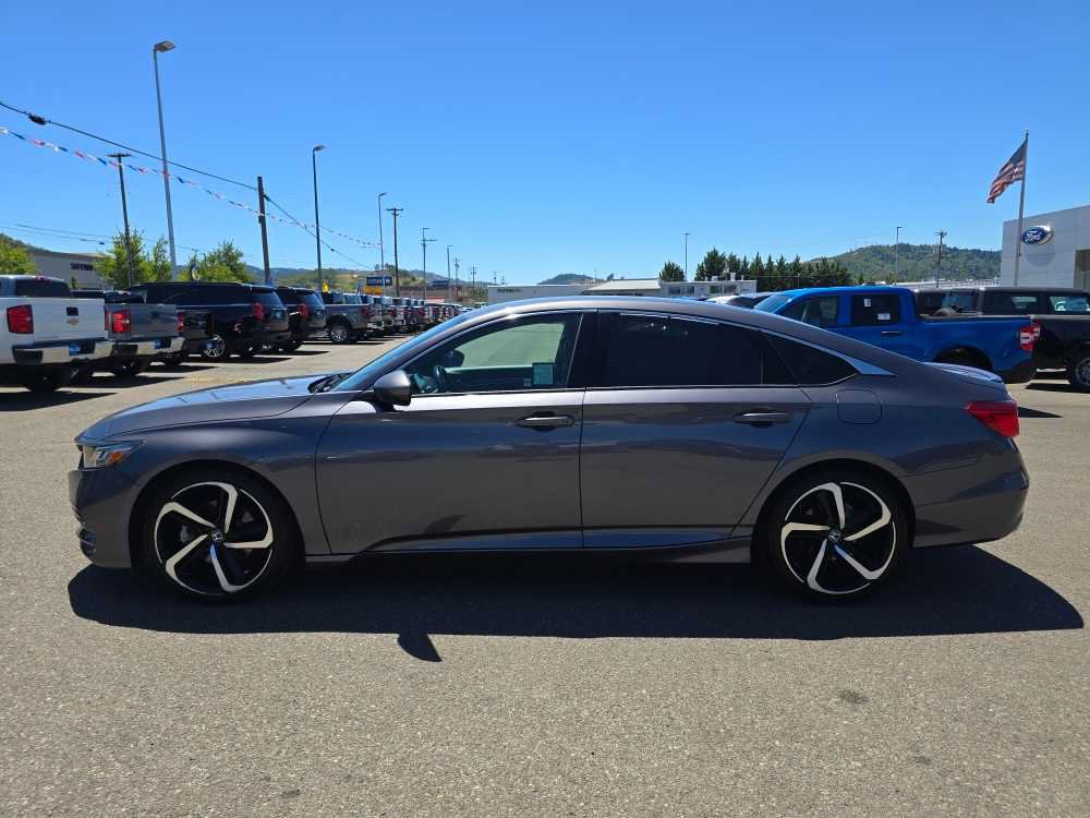 Used 2020 Honda Accord Sport image 2