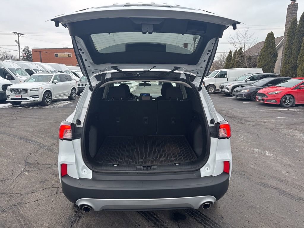 Certified 2022 Ford Escape SE image 35